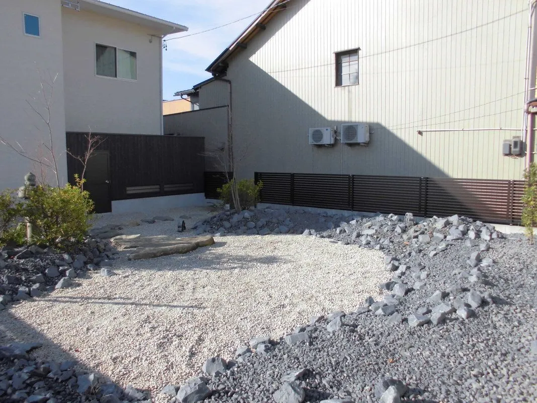 チャート砂利、岐阜砂利。庭砂利、砕石。 チャート砂利、岐阜砂利。庭砂利、砕石。 【公式通販】