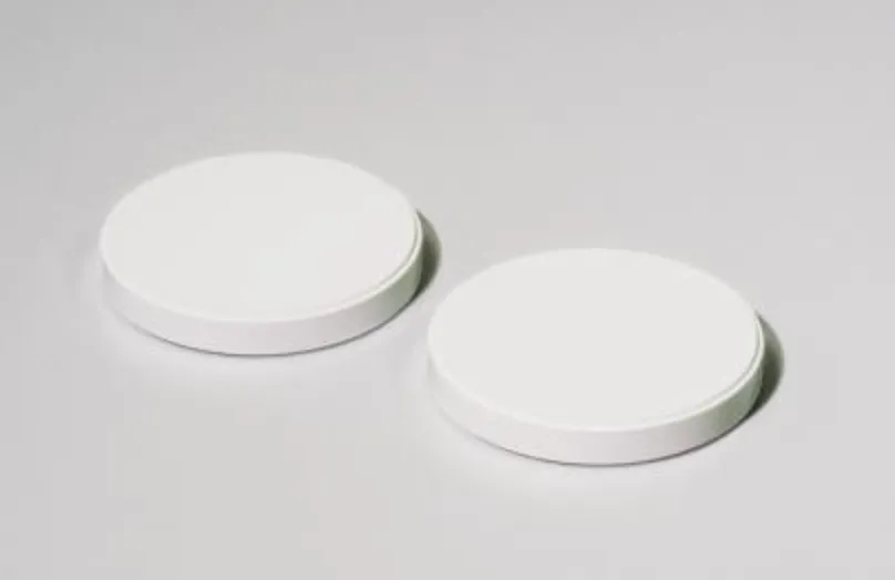 ジルコニアの基本と種類（1） ｜エミウム クラウド技工