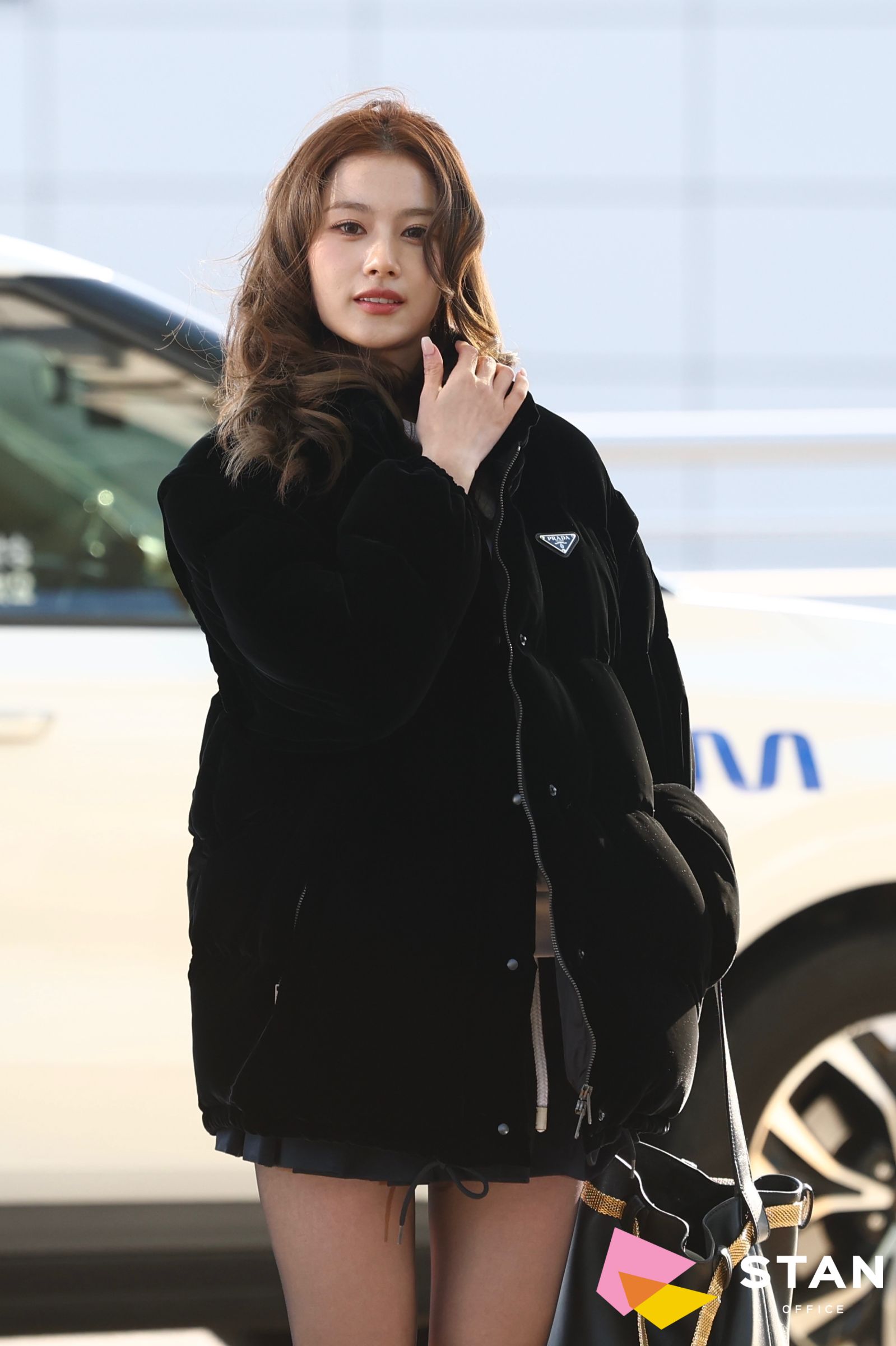 s-1600x2400_v-