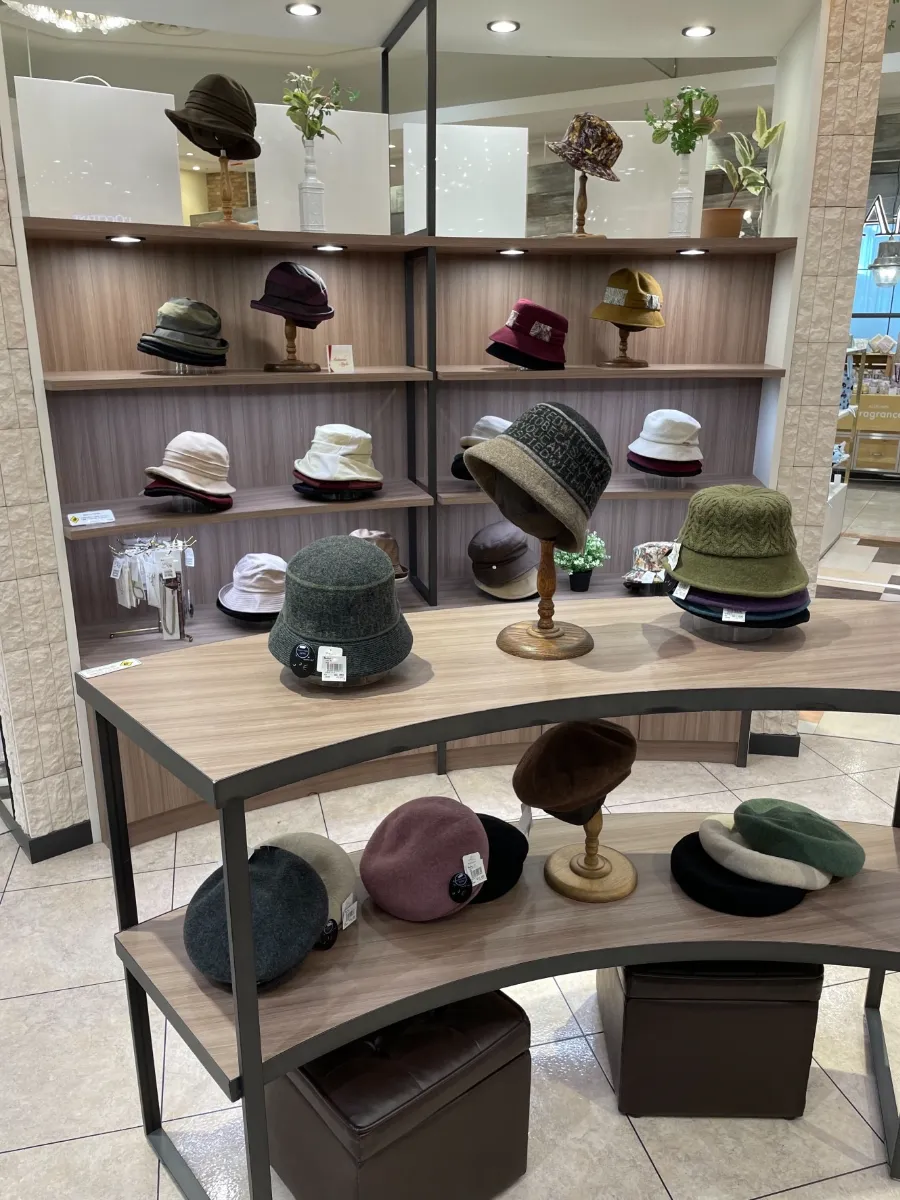 新品未使用麦わら帽子阪急マキシン