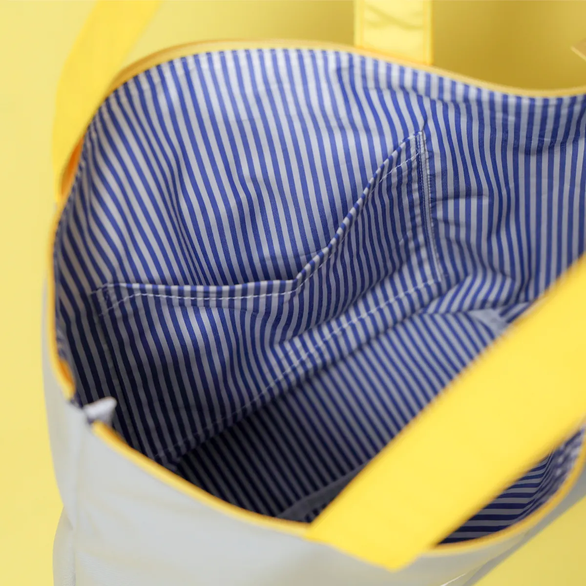 Duty Free BdeB × familiar バッグ ｜ブランドゥブラン株式会社