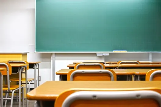 【事例5選】出前授業とは？メリット・実施のポイントを徹底解説