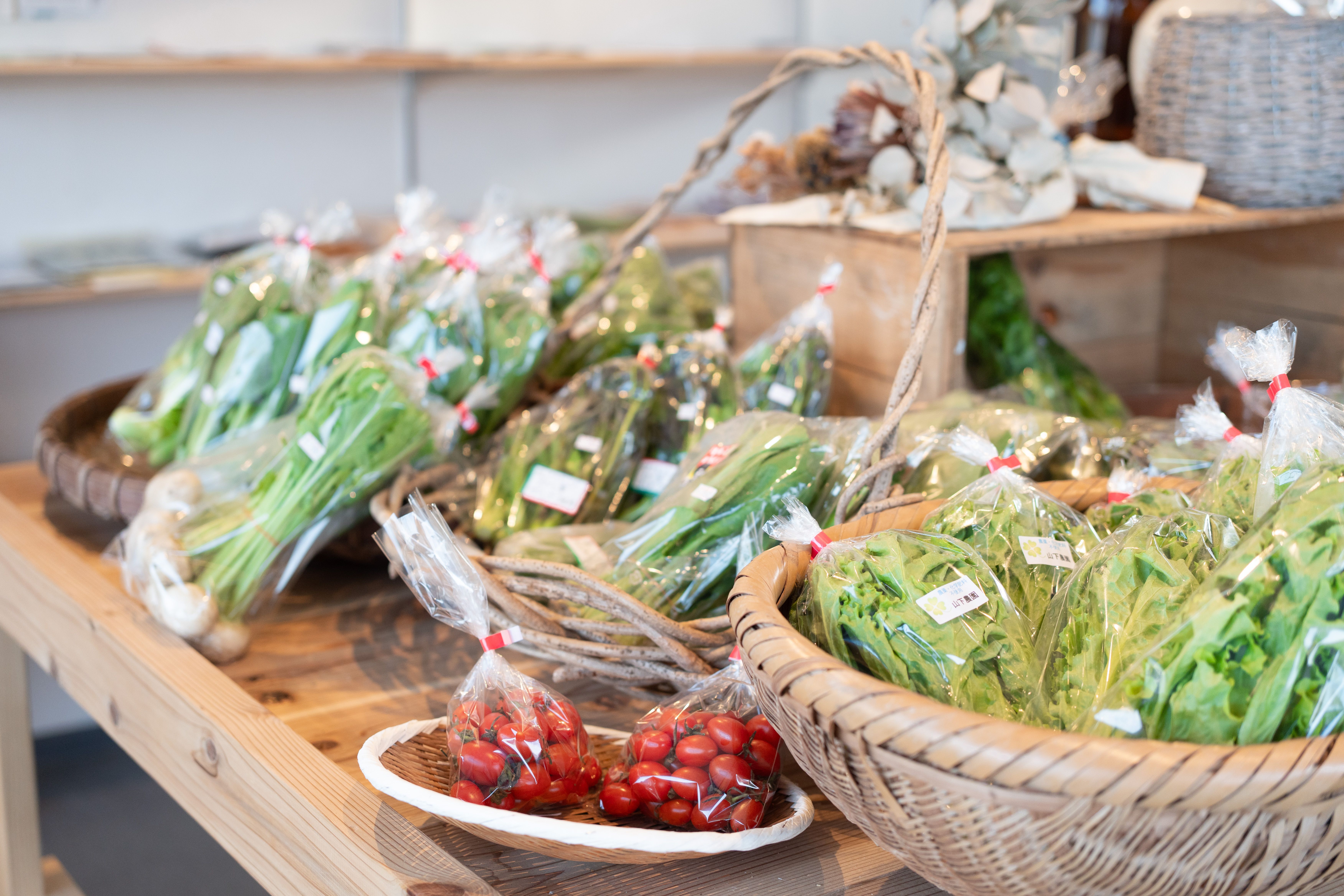 八百屋の野菜の様子