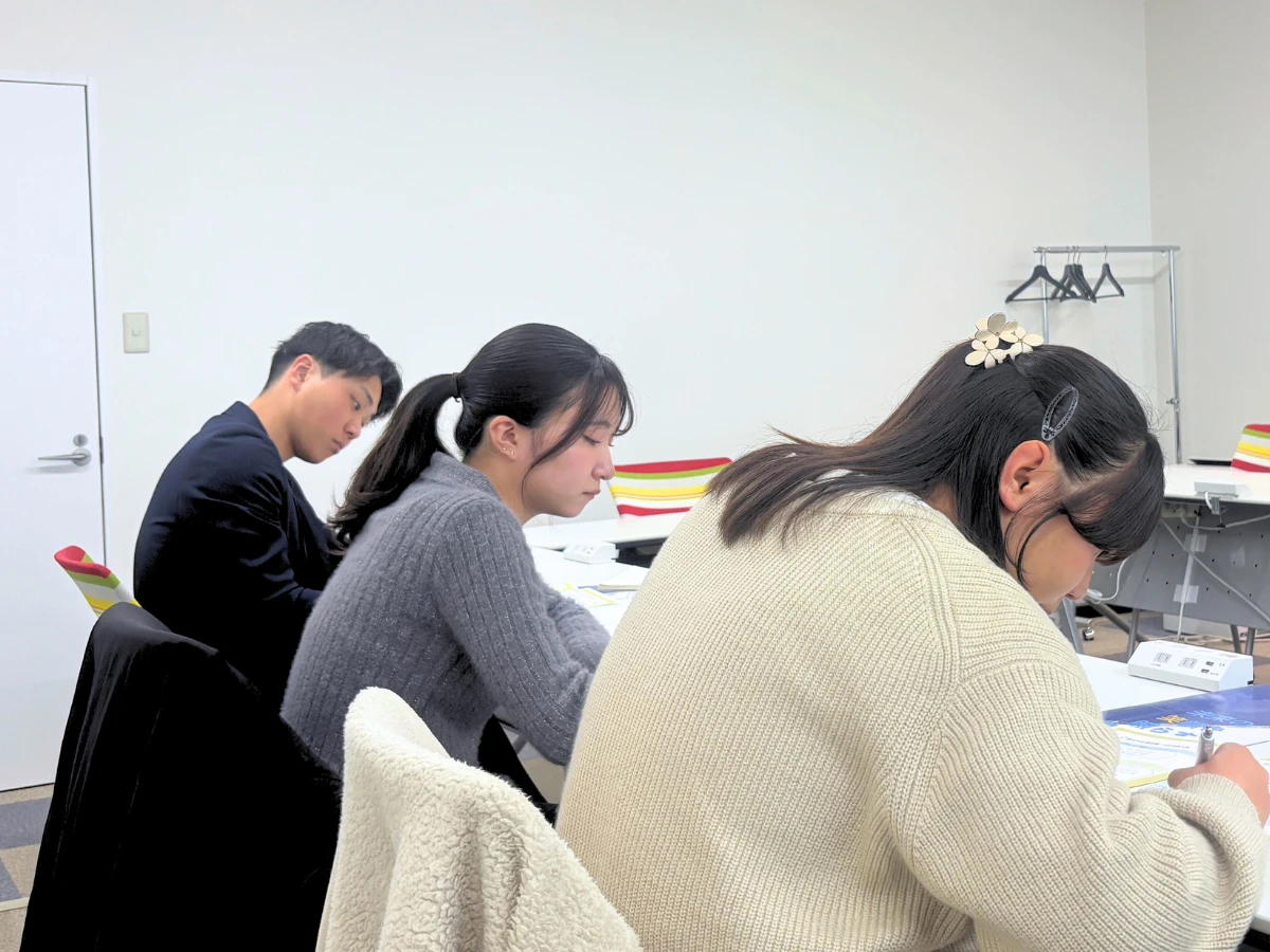 ホンネ座談会_3