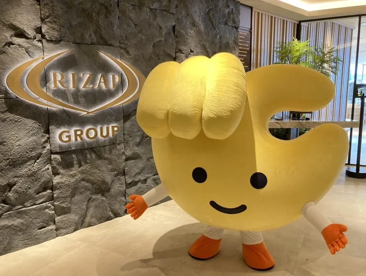 chocoZAPのキャラクター「ちょこちゃん」着ぐるみ誕生｜RIZAP株式会社