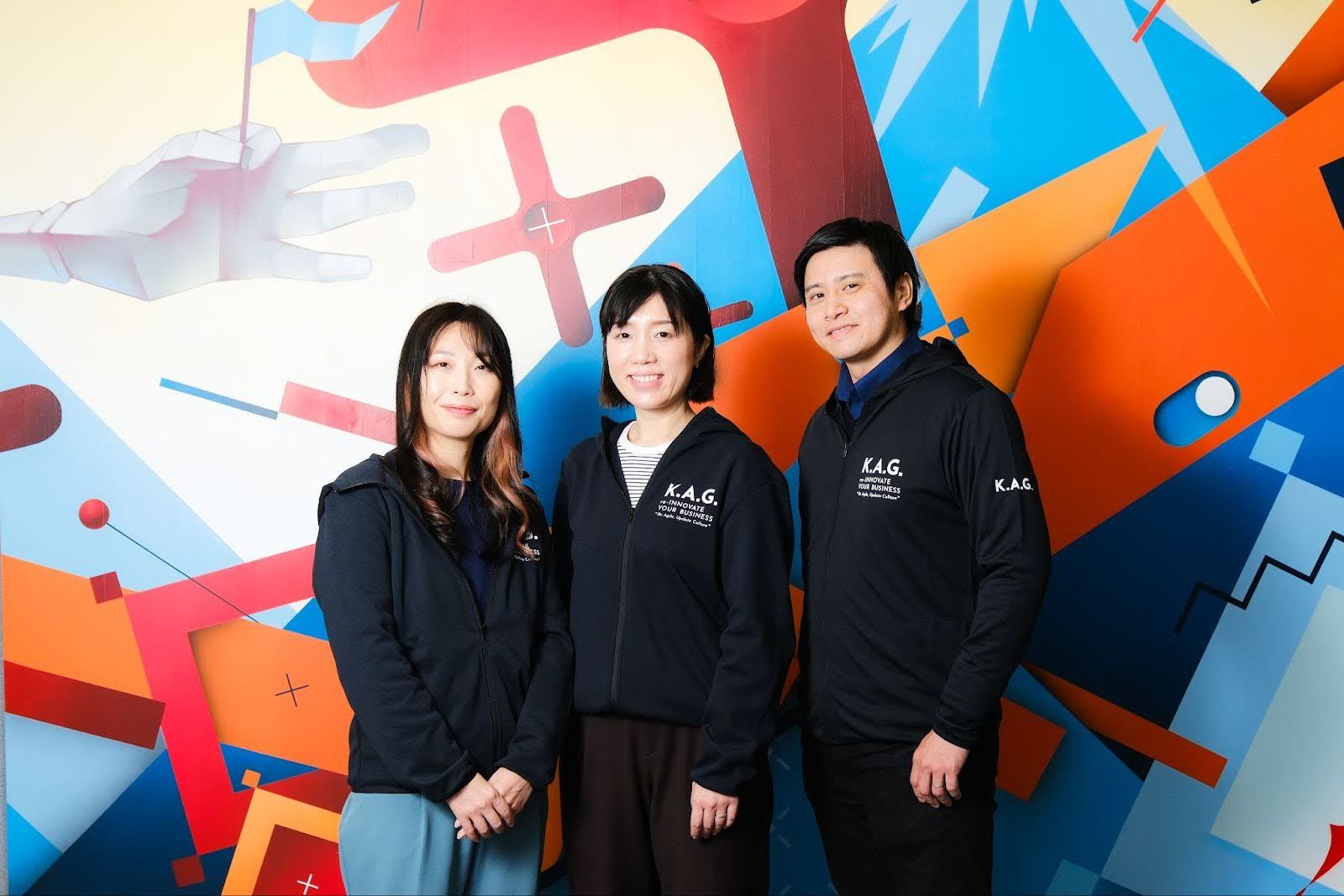 「あたたかい関係性」のなかでDX促進支援。2025年度で設立4年目、KDDIアジャイル開発センターのプロジェクトスタイル  - ReDesigner Magazine
