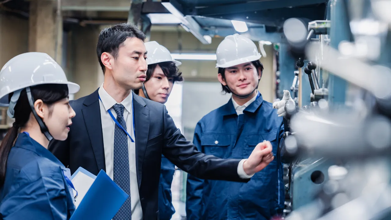 Manufacturing operations improvement through AI