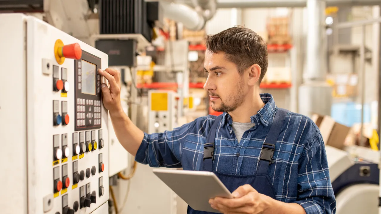 Future of AI-human collaboration in manufacturing