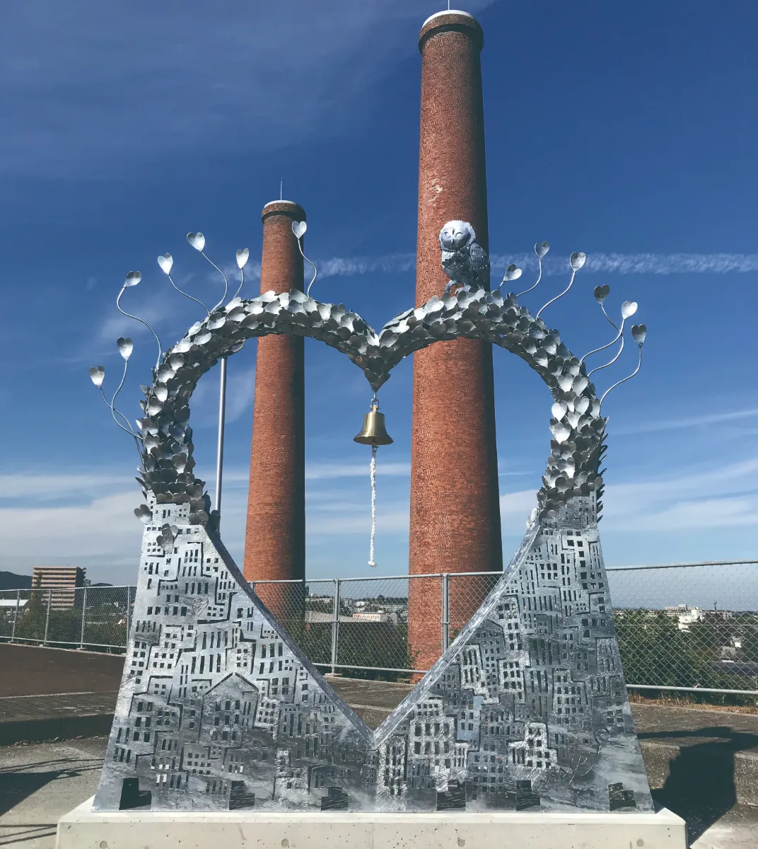 百年の鐘 | CHIKUPO!筑豊の観光ポータルサイト