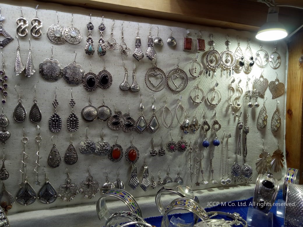 モロッコの伝統的な装飾品