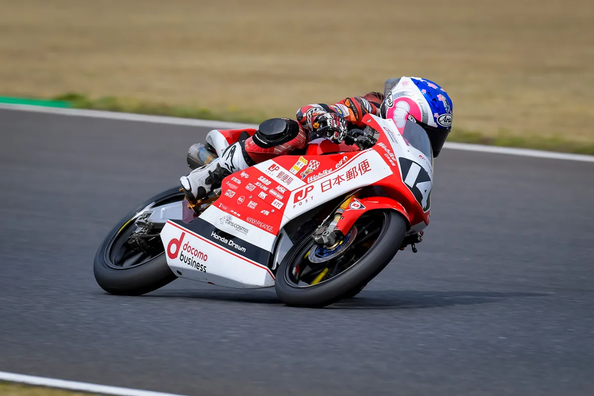 岡崎 静夏｜ライダー紹介｜JRR 全日本ロードレース オフィシャル