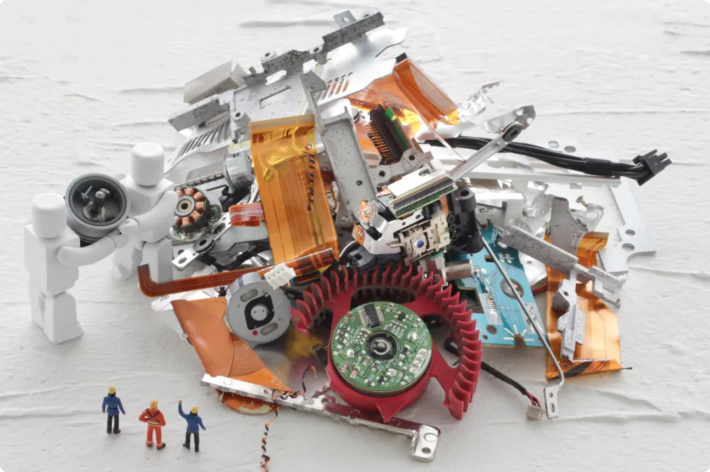 不用品処分中 廃酸・廃アルカリ・汚泥・廃油の廃棄物処分業者｜（株）ハチオウ