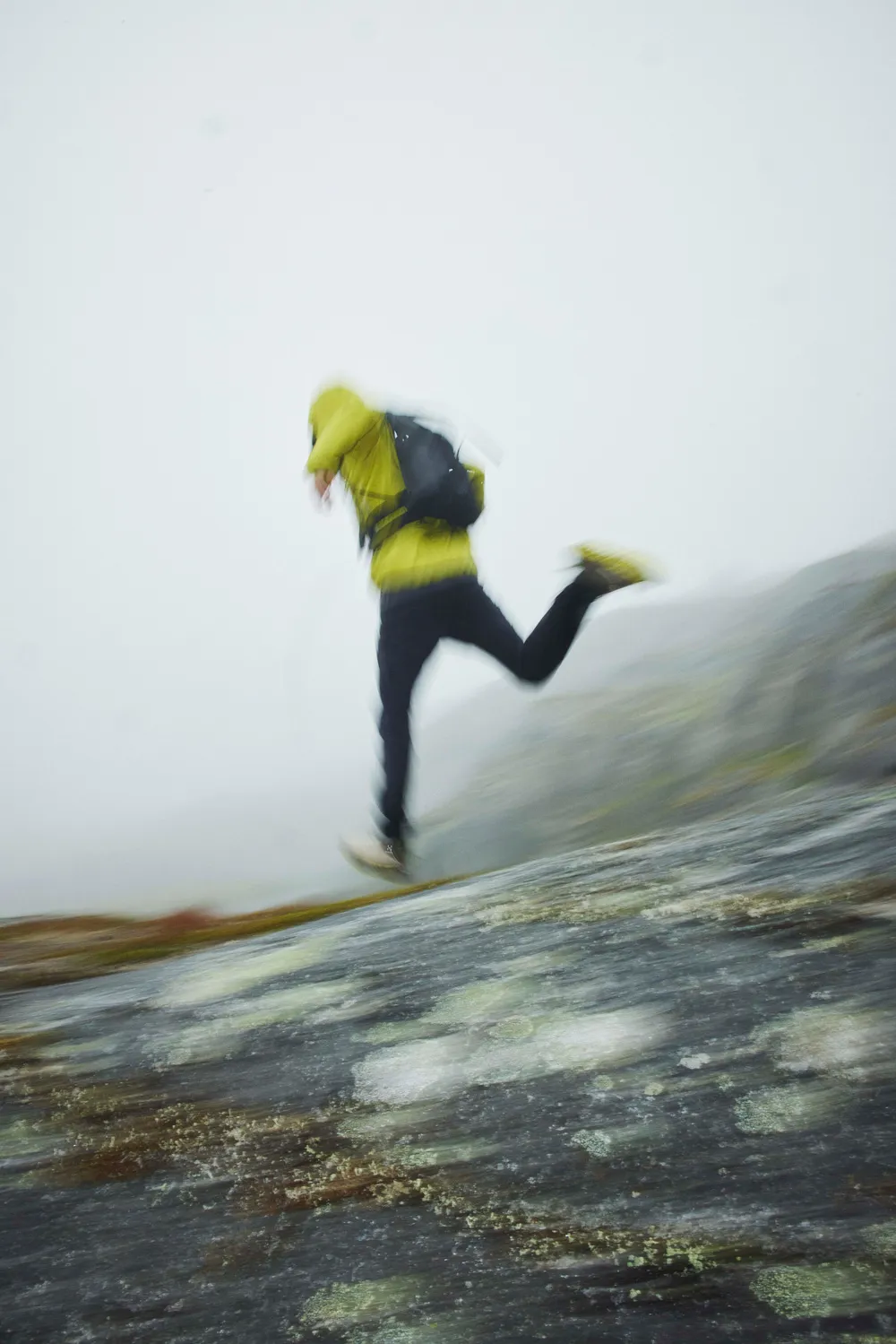 L.I.M SERIES” Explore the freedom of lightweight gear -自由 L.I.M SERIES” Explore the freedom of lightweight gear -自由