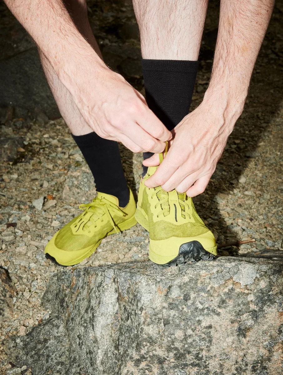 ホグロフス　25cm　ESCAPE Q VENTIATОR トレッキングシューズ U５ EUR38 Amazon.com | HAGLOFS(ホグロフス) Men's Trail Running Shoes