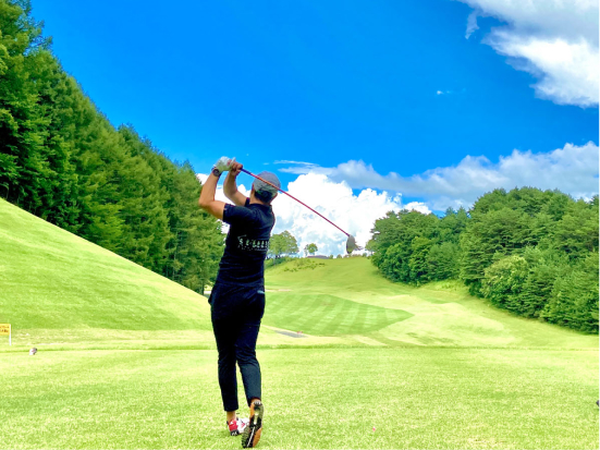 ゴルフコンペ参加の様子