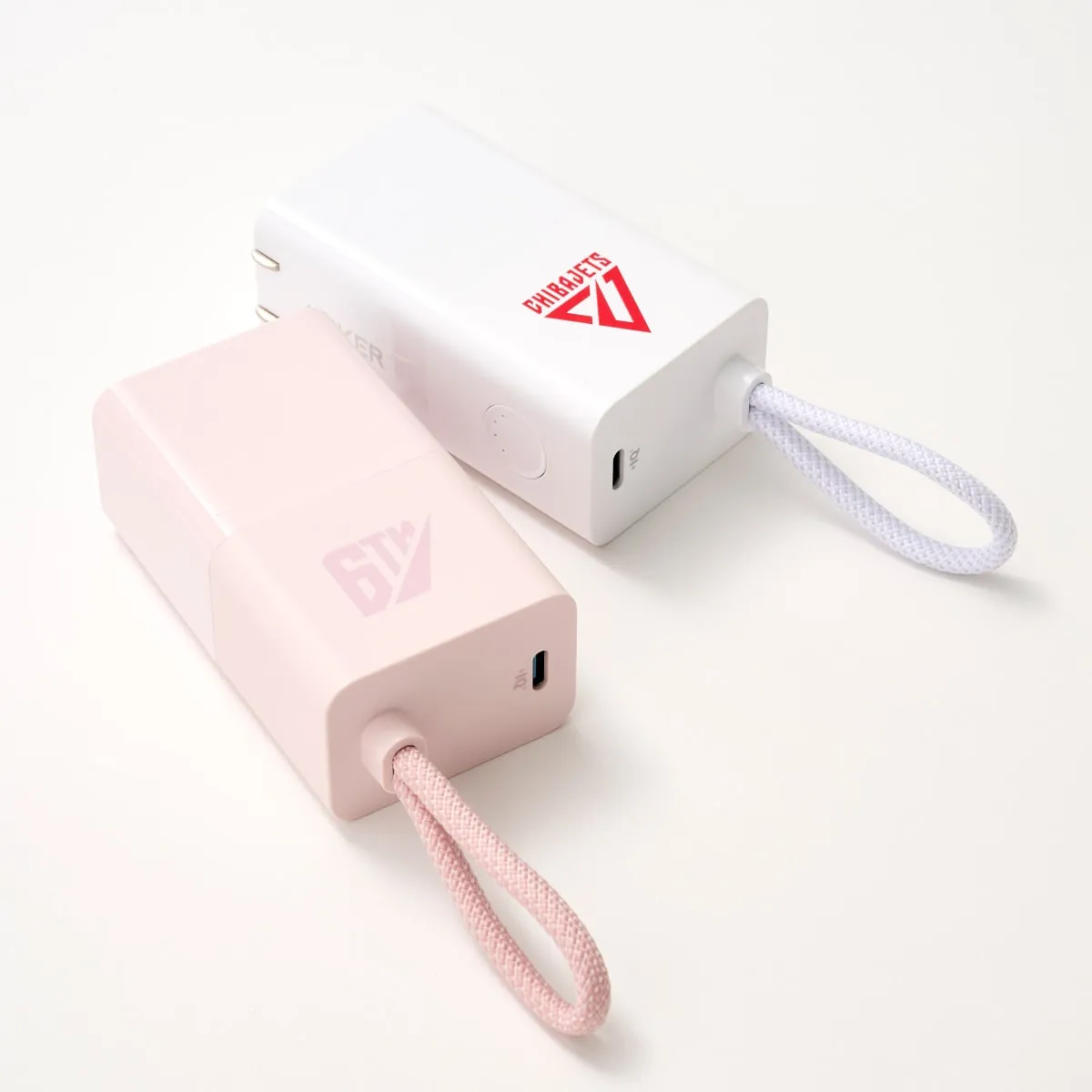 千葉ジェッツ Anker×CHIBAJETS モバイルバッテリー、ホッケーシャツ 千葉ジェッツ Anker×CHIBAJETS モバイルバッテリー、ホッケー
