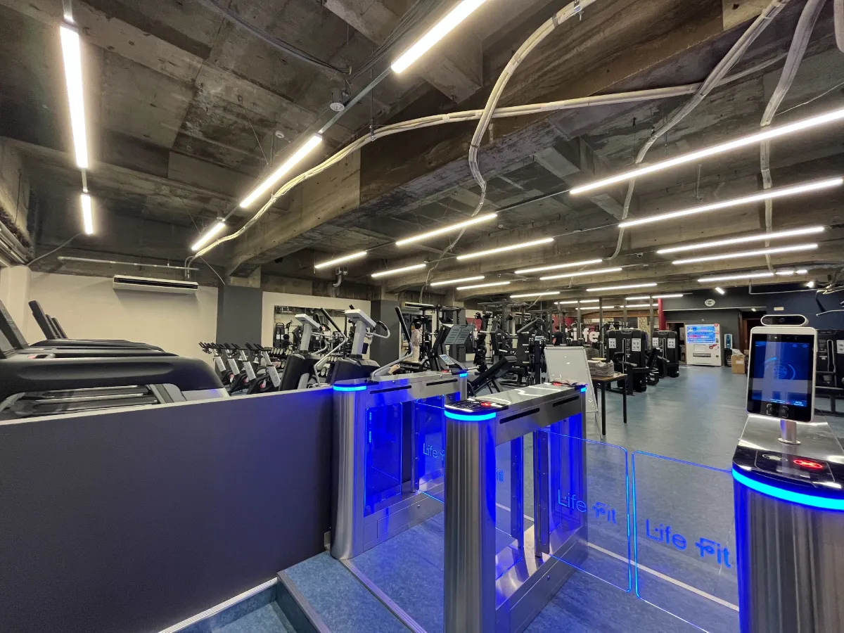 LifeFit（ライフフィット）| 次世代型フィットネスジム
