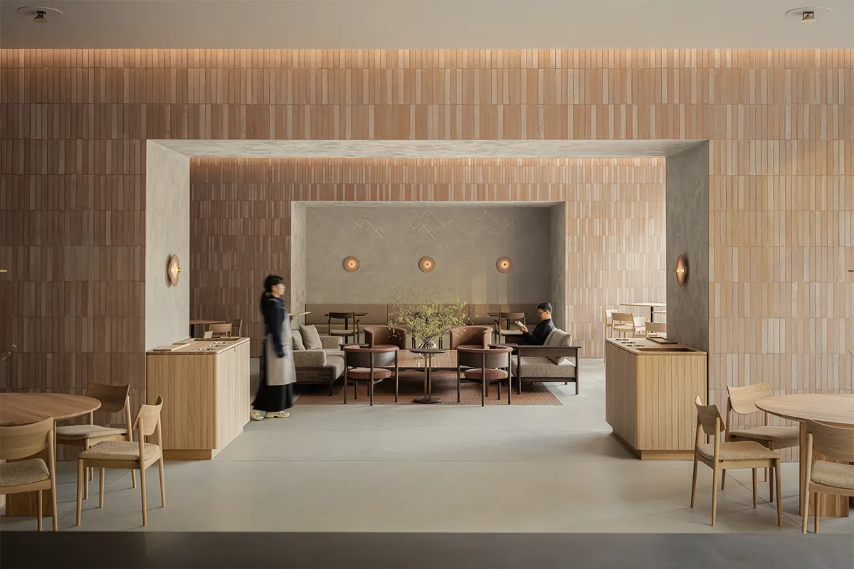 ＜委託2934＞☆『美坂窯』☆織部 胴紐 ぐい呑☆共箱☆釉景の良い逸品☆酒器☆ 織部ぐい呑 木箱 - 美濃焼伝統工芸品協同組合