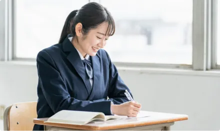 楽しく学習する生徒