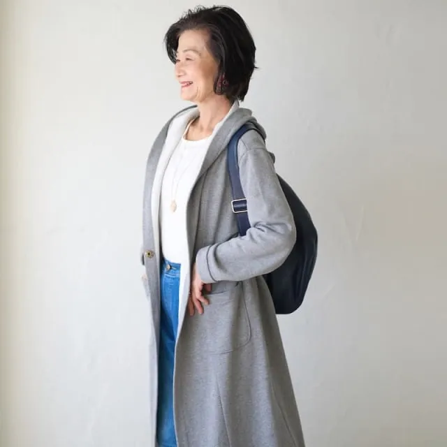 あやひろたか新品 もりのがっこう PVレザー ころんとリュック シロ ﾓﾘﾉｶﾞｯｺｳ ころんとリュックL (上質puレザーネイビー)｜koro-ryul