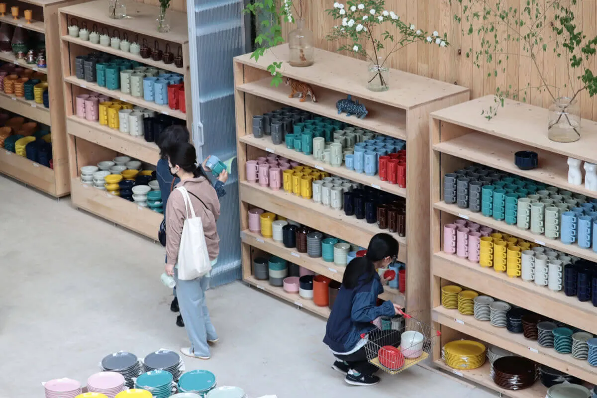 ガレージセール｜マルヒロ ガレージセール【波佐見焼とカルチャーを