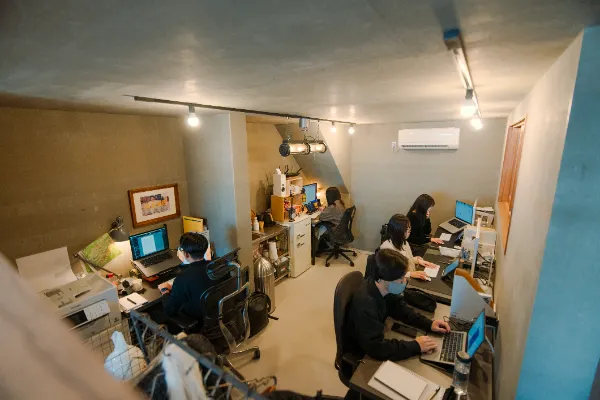 WOSH design 事務所内の様子
