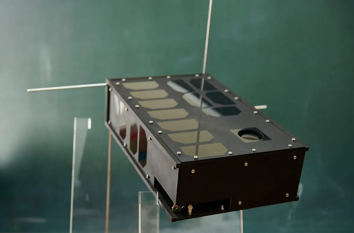 宇宙発電所(田中 資幸 作) 宇宙開発、失敗で立ち止まれば未来ない JAXA・岡田氏 - 日本経済新聞