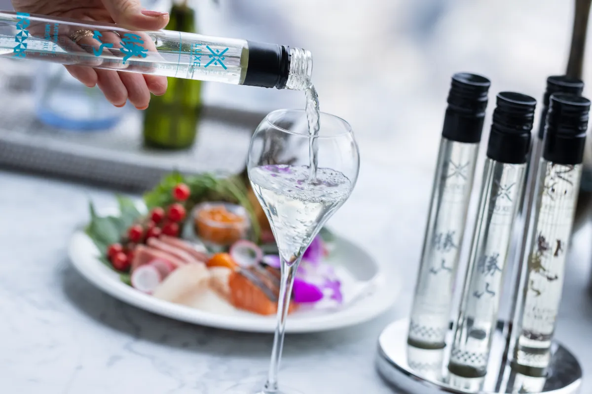 グラス1杯サイズのスマート日本酒 SAKE COLLECTION LUXE「勝山 グラス1杯サイズのスマート日本酒 SAKE COLLECTION LUXE「勝山
