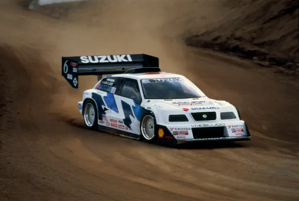 p*1様 スズキエスクードパイクスピークボディー（200mm）1/10ツーリング PIKES PEAK INTERNATIONAL HILL CLIMB 2006 Special Site