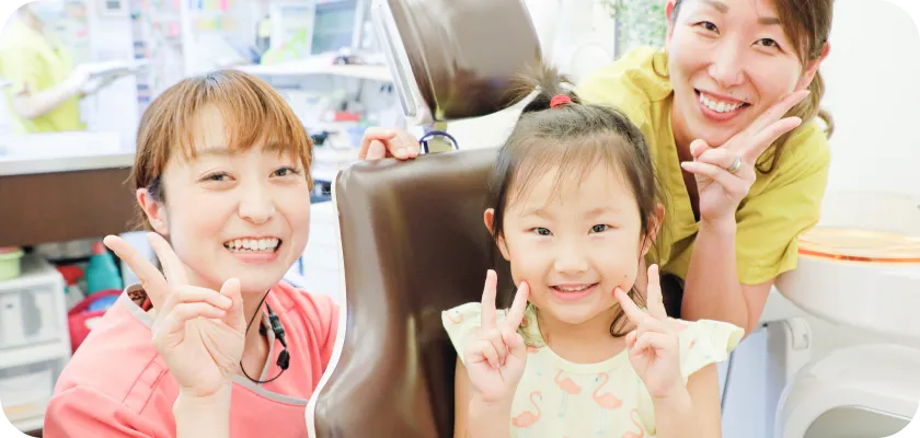 治療終了・経過観察。笑顔の患者との写真