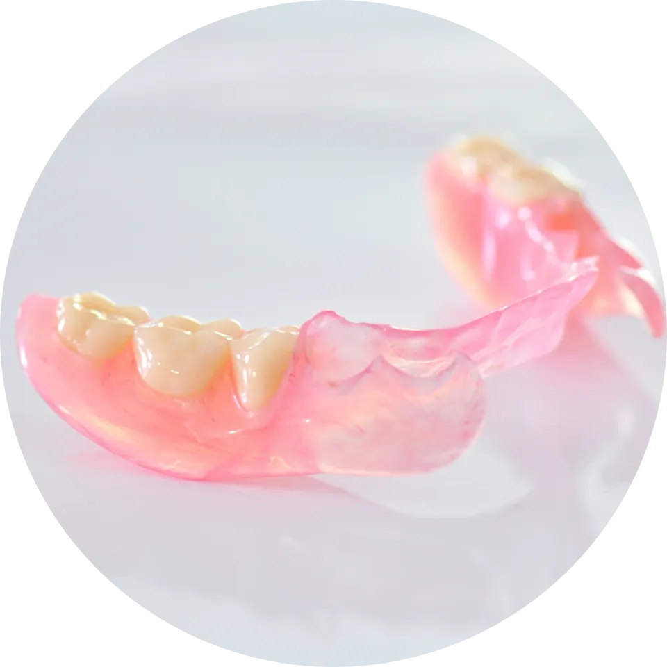 保険の入れ歯イメージ