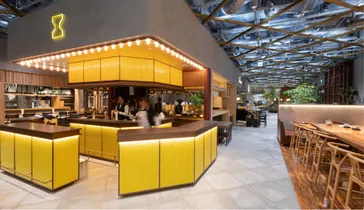 虎ノ門ヒルズ内観2