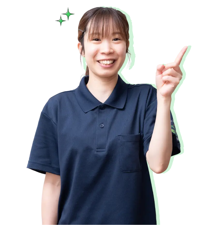 笑顔の女性スタッフ