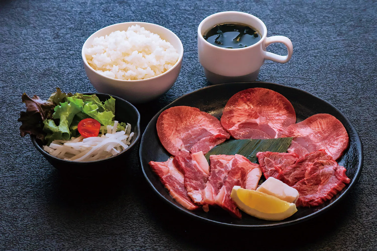藤沢子連れランチタンカルビハラミランチ