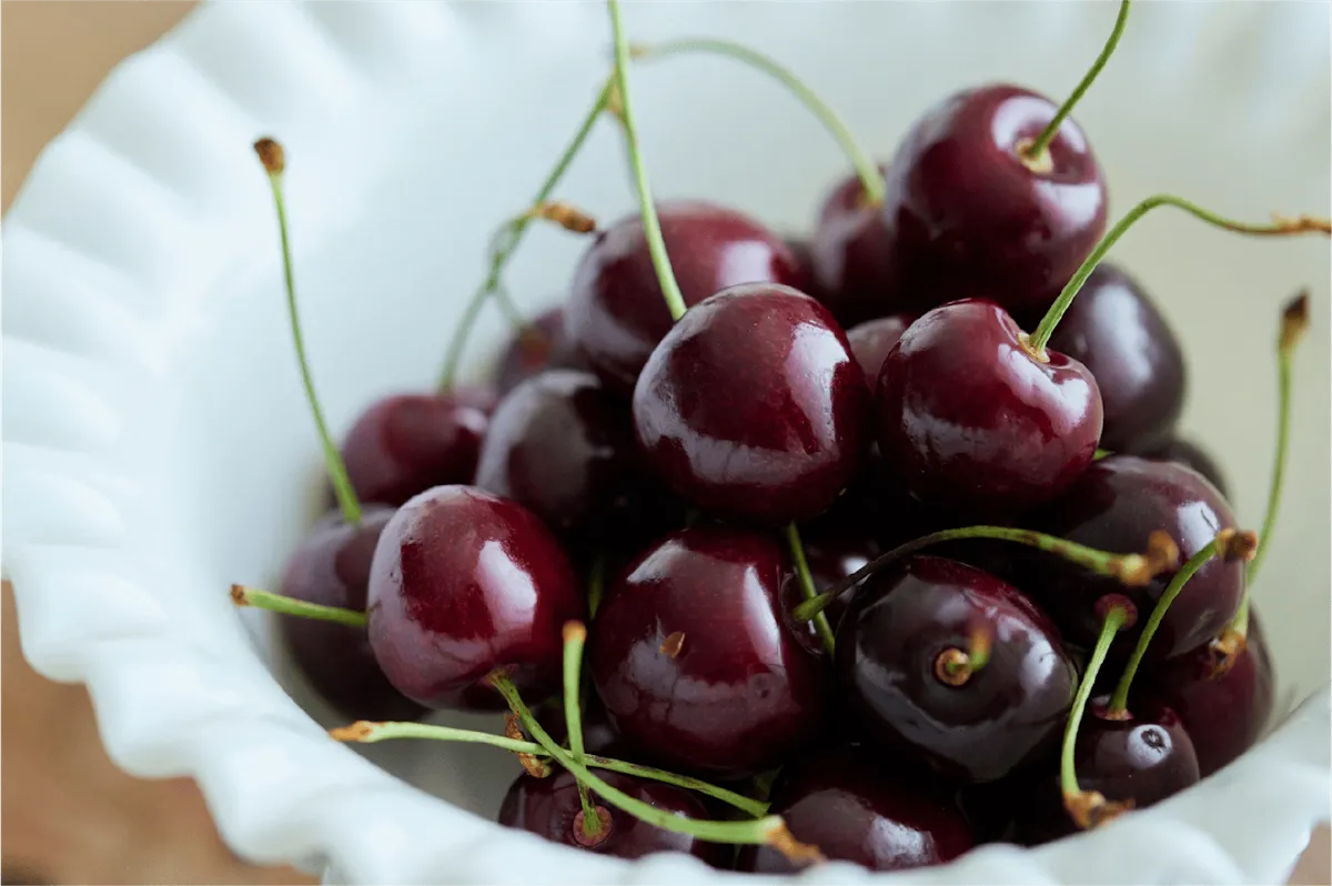 世界一空気が綺麗な島の恵み、タスマニア産ダークチェリー