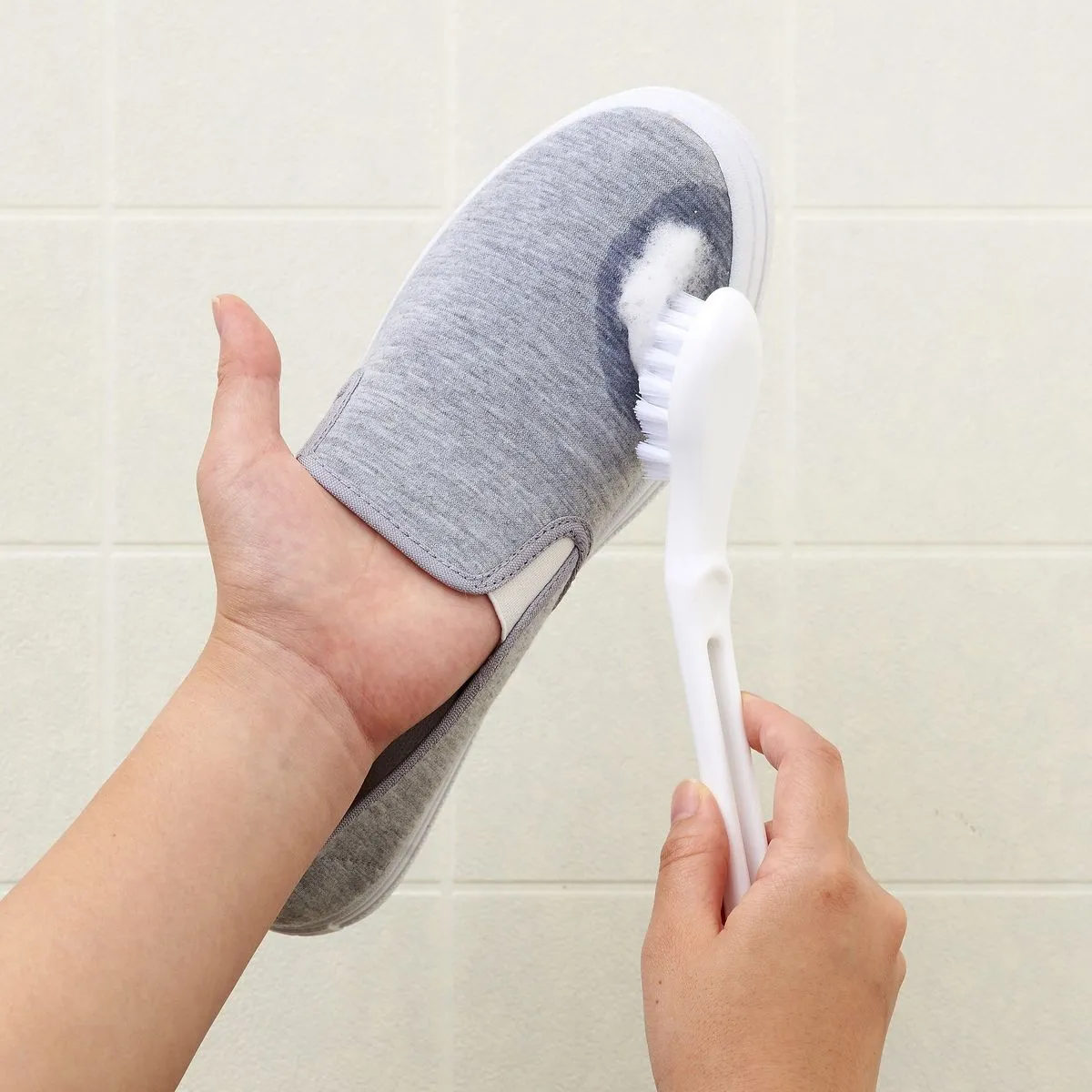 スニーカー・上履の洗浄剤｜KIMURA SOAP'S CRAFTSMANSHIP｜木村石鹸 C