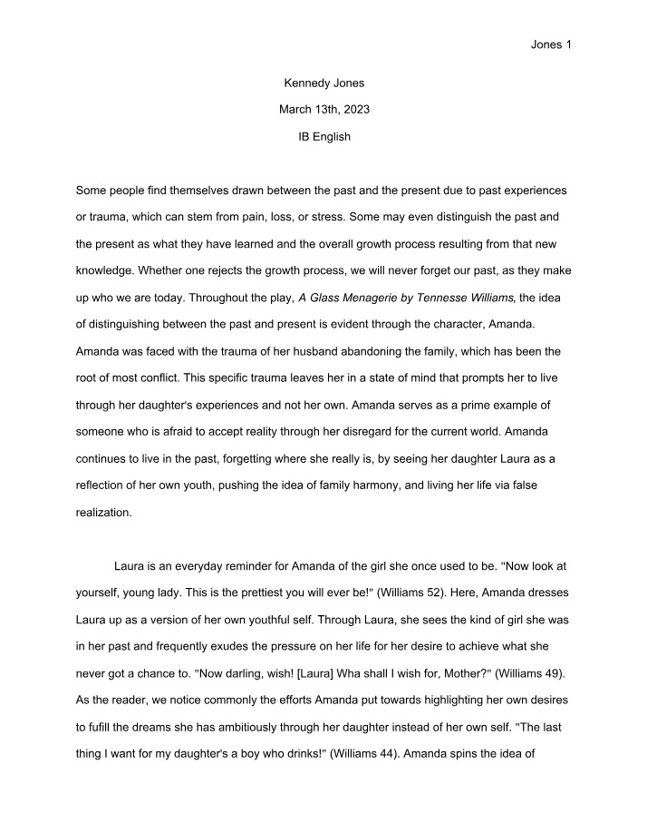 Distinguishing Past and Present in A Glass Menagerie