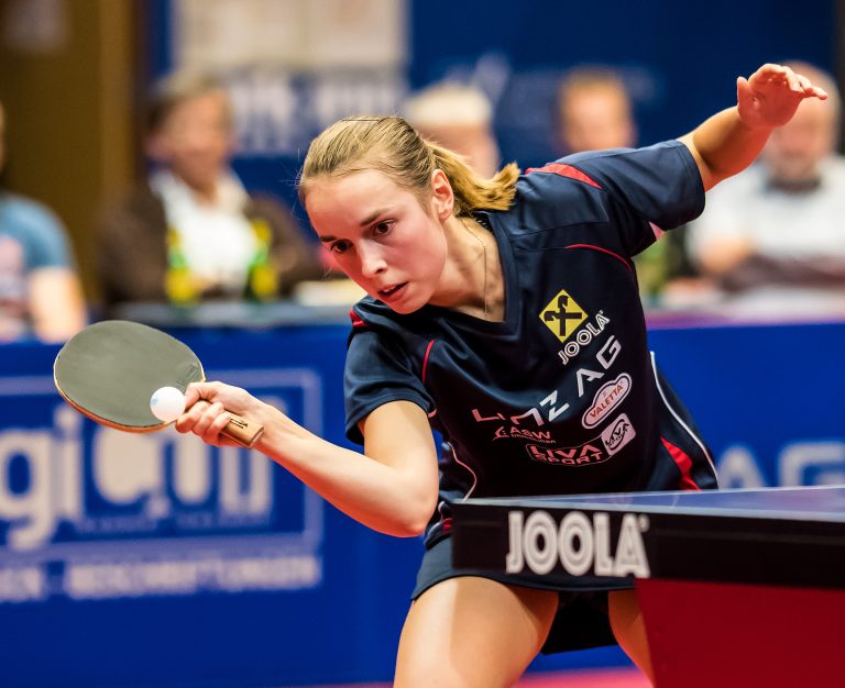 ECLW: Dr. CASL and Linz AG Froschberg win away