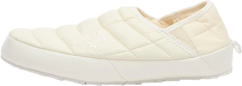 Women's X Skims Thermoball Traction Mule V in Sk Bone, Size: UK 7 | END Clothing