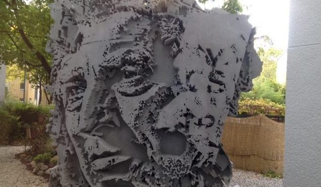 Vhils