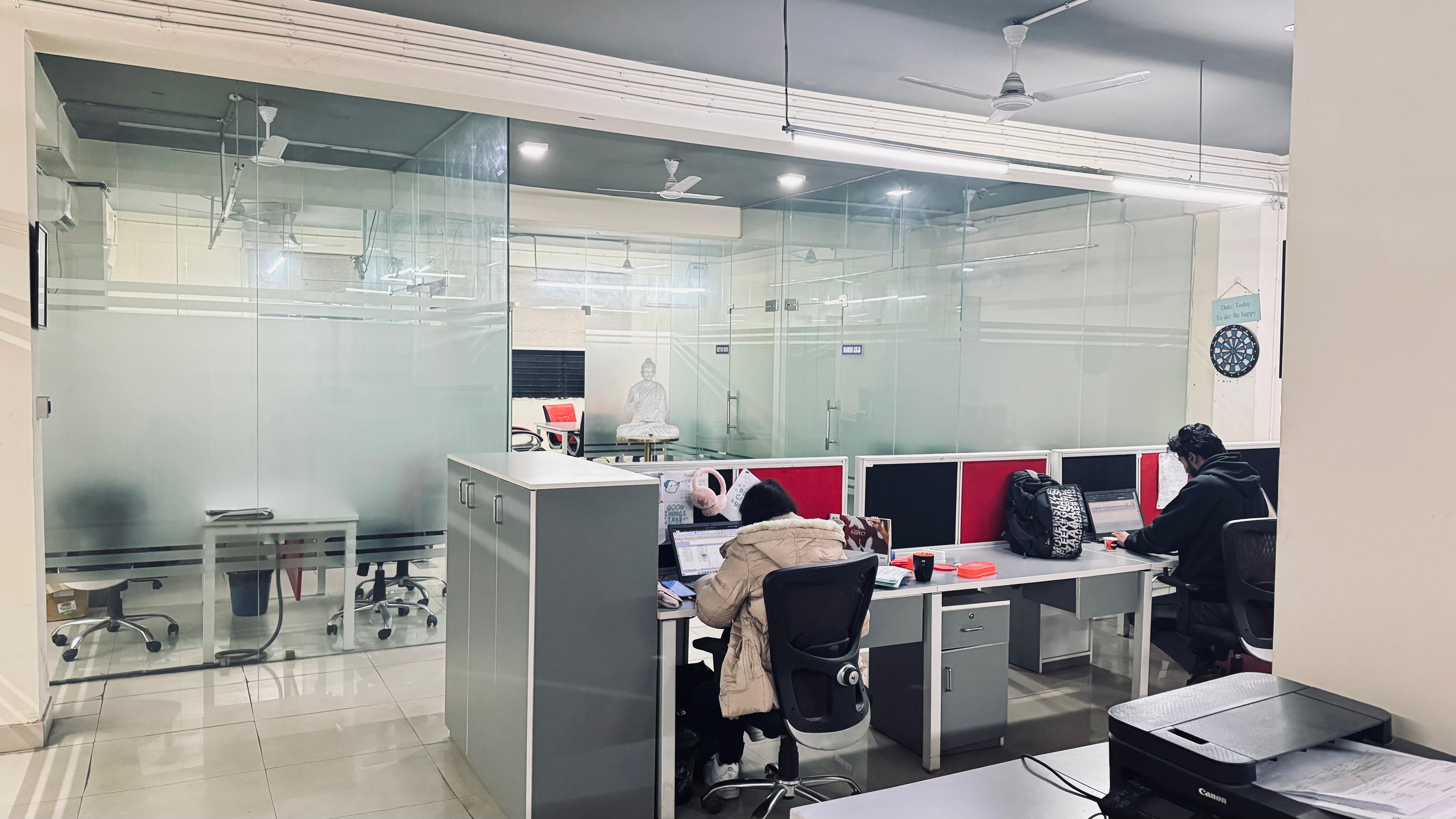 Co-Kaarya Coworking Space - Open Desk