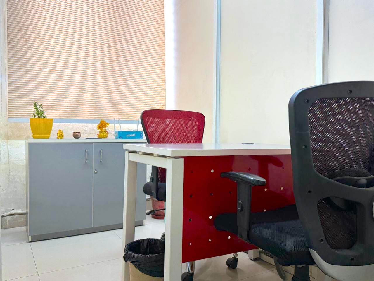 Co-Kaarya Coworking Space - Open Desk Fixed