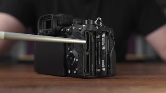 Sony a7 V dual card slots (CFexpress Type A / SD)