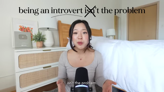 Text on screen clarifying that being an introvert is not the problem.