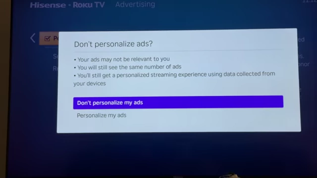 Roku电视的广告设置，允许用户关闭个性化广告。