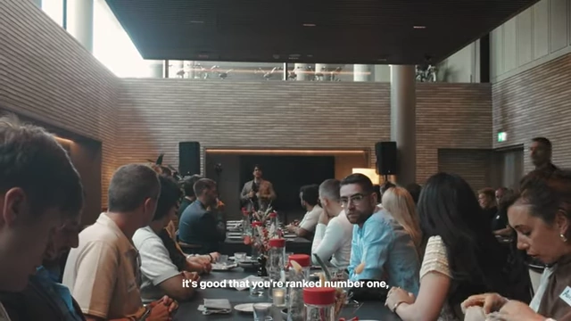 Tai Lopez speaking to attendees at the mastermind event
