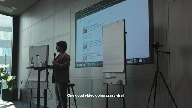 Tai Lopez presenting on the power of long-form video ads for conversions