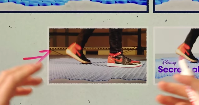 Two frames from the Holti 360° treadmill video stitched together to create a single dynamic thumbnail image