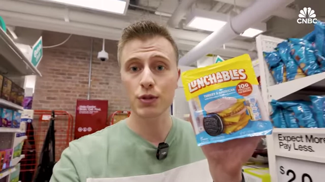 Lunchables with protein content highlighted on packaging