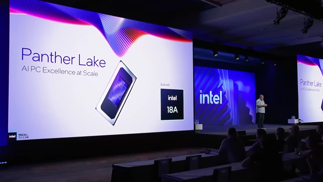 Panther Lake处理器示意图，突出其AI PC卓越性，并标明采用Intel 18A工艺